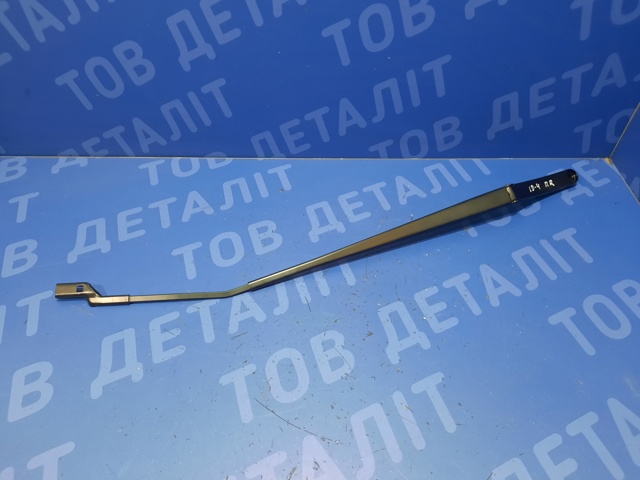 Рычаг-поводок стеклоочистителя лобового стекла 11B95541003C VAG