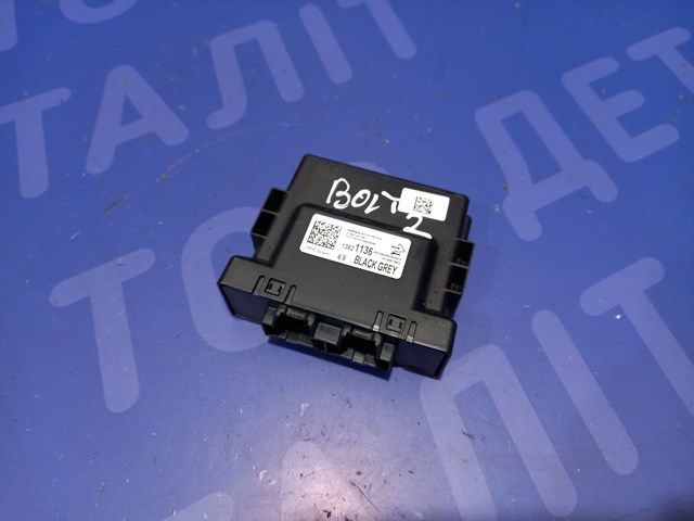 Блок управления бортовой сети 13599318 GM