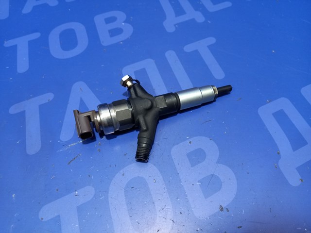 Форсунка дизельная в сборе 16613AA020 SUBARU