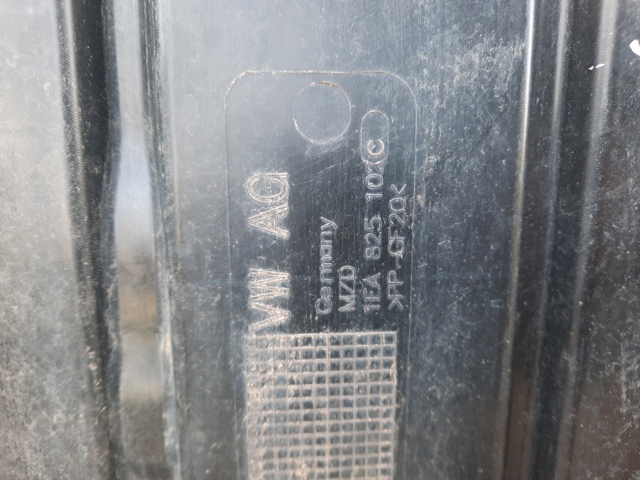 VAG 1EA825102D Защита днища задняя в наличии Чернигов