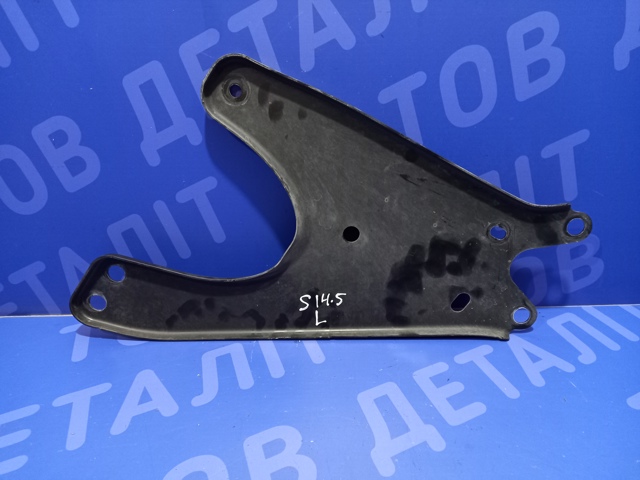 Кронштейн передней балки 20107FL010 SUBARU