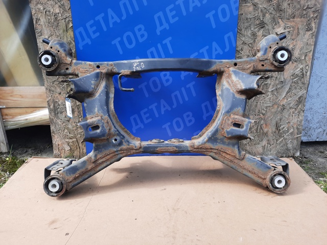 Балка задней подвески, подрамник 20152AJ000 SUBARU