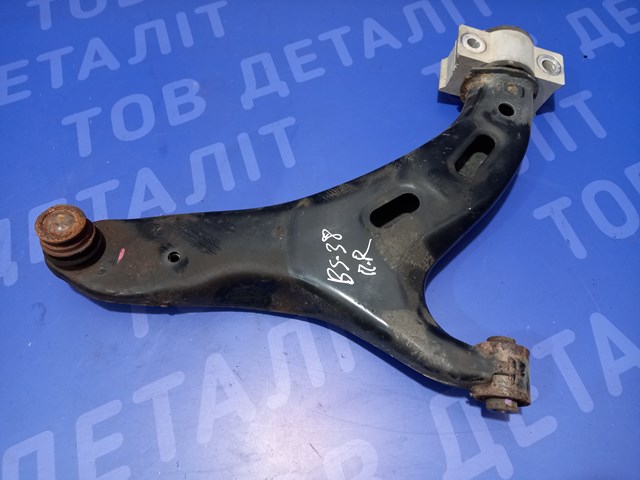 Передний нижний рычаг Субару Аутбек V