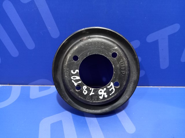 Шкив помпы водяного насоса 2243682 BMW