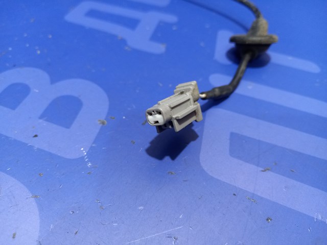 Передний правый датчик АБС 27540FL021 SUBARU