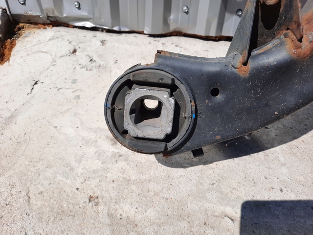 33316863815 BMW Балка задней подвески (подрамник) купить в Ровно