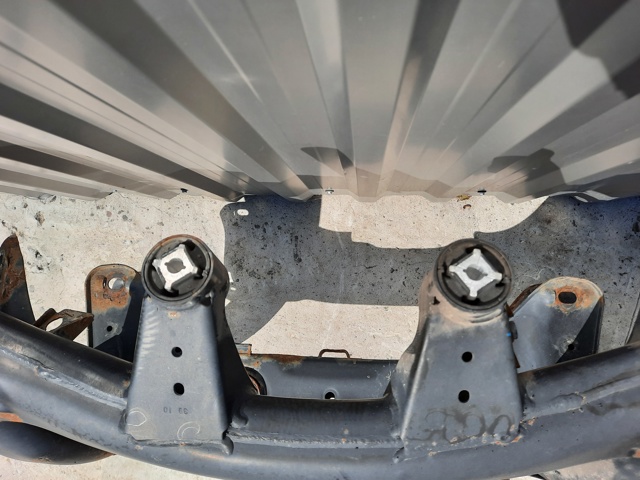 33316863815 BMW Балка задней подвески (подрамник) купить в Полтава