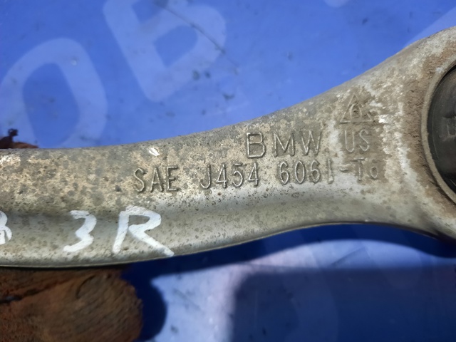 Балансир задний правый 33326795048 BMW