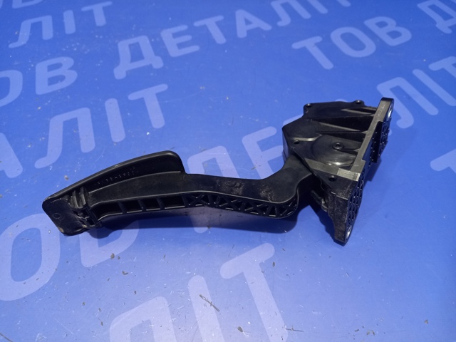 Педаль акселератора 36010FJ050 SUBARU
