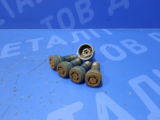 Болты колесные 36132453961 BMW