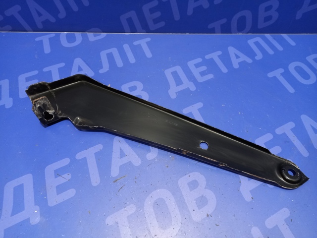 VAG 3G0806929 Кронштейн суппорта радиатора верхний в наличии Харьков
