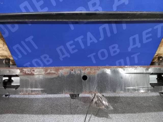 3G0807109F Усилитель бампера переднего купить Днепр