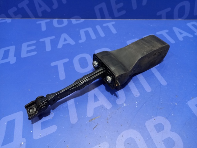 VAG 3G0837249A Ограничитель открывания двери передний в наличии Тернополь