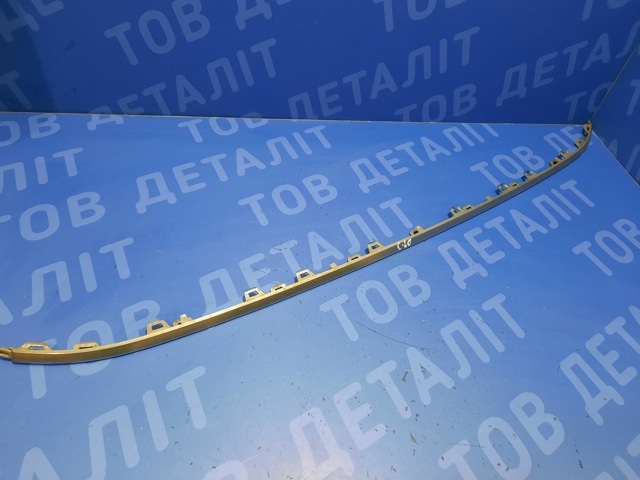 3G08532452ZZ VAG Молдинг решетки бампера переднего нижний купить в Ровно