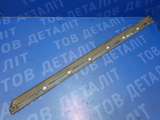 3G0853267 VAG Молдинг двери передней левой нижний купить в Павлоград