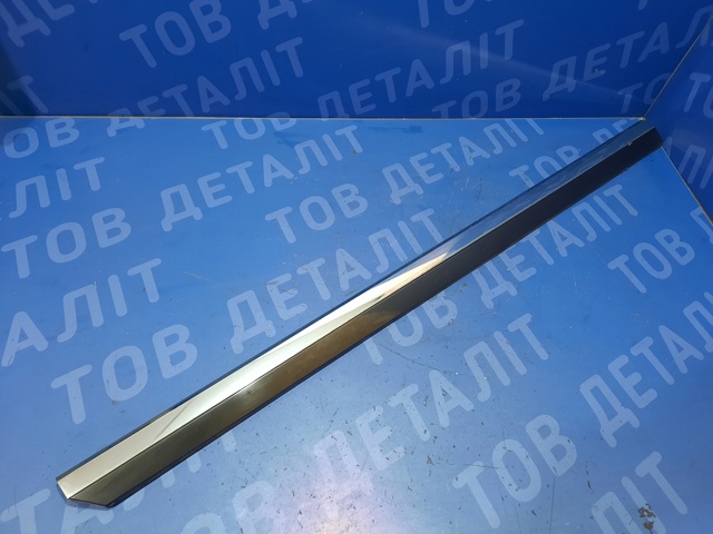 VAG 3G0853267 Молдинг двери передней левой нижний в наличии Днепр