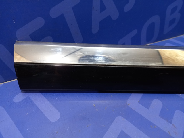 VAG 3G0853777GRU Молдинг двери задней левой нижний в наличии Чернигов