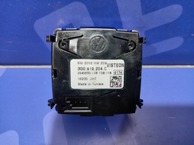 Часы в салон, на панели 3G0919204C VAG