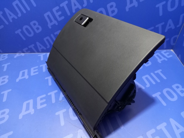 VAG 3G1857101ARA3 Крышка перчаточного ящика (бардачка) в наличии Черновцы
