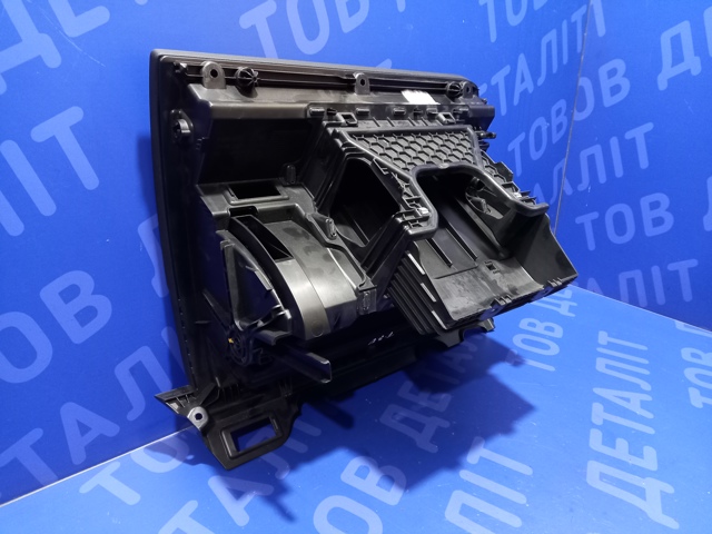 VAG 3G1857101ARA3 Крышка перчаточного ящика (бардачка) в наличии Черкассы