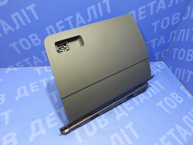 VAG 3G1857101ARA3 Крышка перчаточного ящика (бардачка) в наличии Каменское