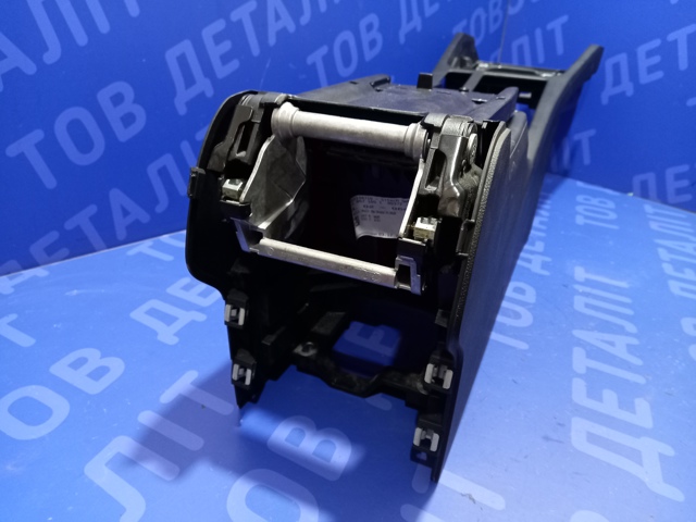3G1863241C81U VAG Консоль панели управления центральная купить в Ирпень