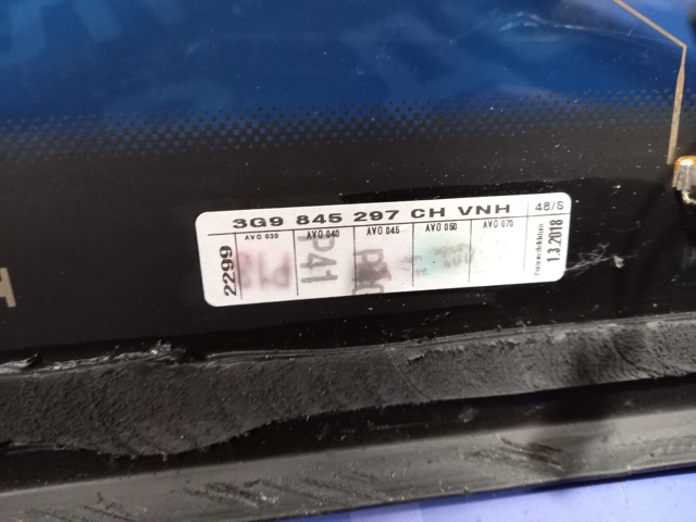 VAG 3G9845297CJNVB Стекло кузова (багажного отсека) левое в наличии Запорожье
