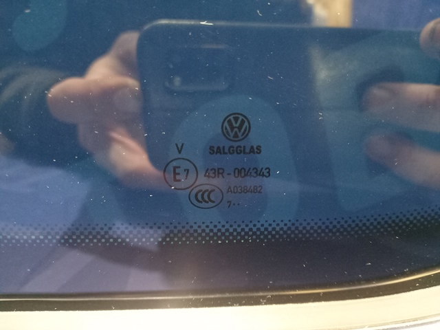 3G9845297CJNVB VAG Стекло кузова (багажного отсека) левое купить в Киев