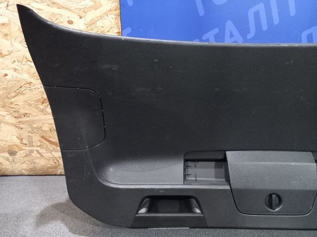 VAG 3G986760582V Обшивка (облицовка) крышки багажника (двери 3/5-й задней) в наличии Чернигов