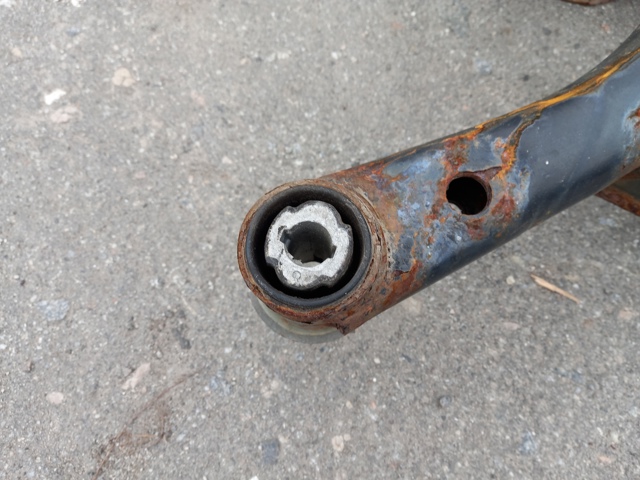Балка задняя 3Q0505235T VAG