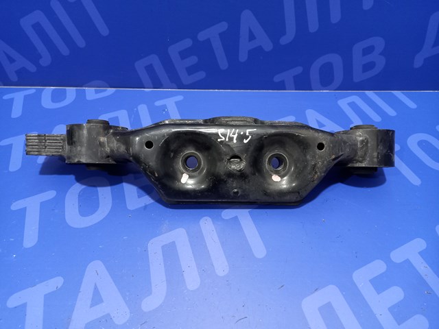 Траверса заднего редуктора, передняя 41310FL010 SUBARU