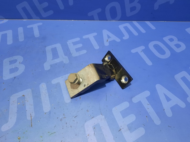 Петля задней двери, правой 41527201302 BMW
