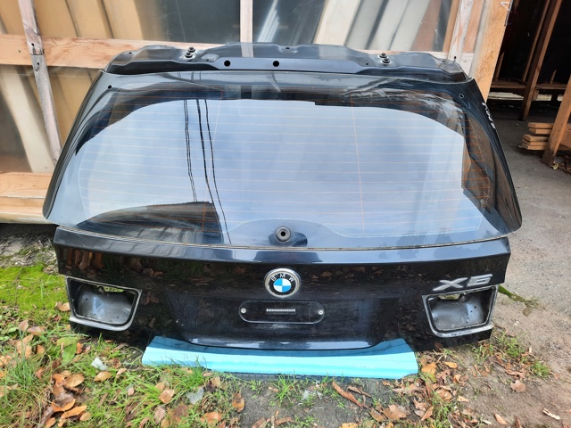Задняя дверь 41627262544 BMW