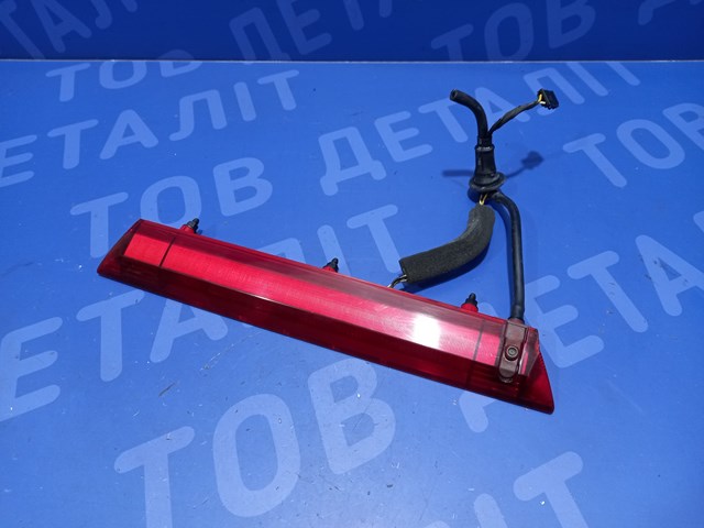 Фонарь сигнальный 42556936 GM