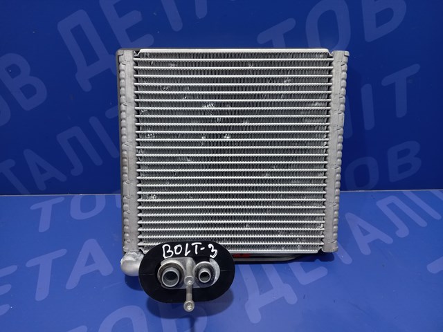 Радиатор испарителя кондиционера 42583662 GM