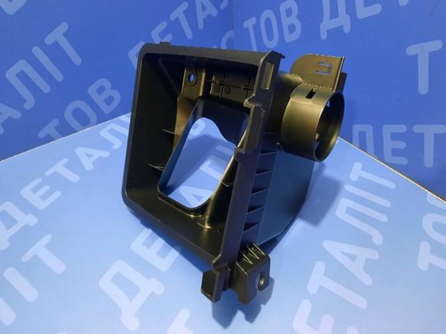 Корпус воздушного фильтра, нижняя часть 46052SG000 SUBARU