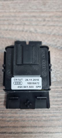 Кнопка аварийной сигнализации Ауди А6 C7