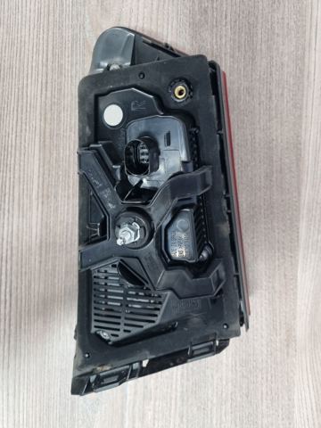 4G5945094D VAG Фонарь задний правый внутренний купить в Киев