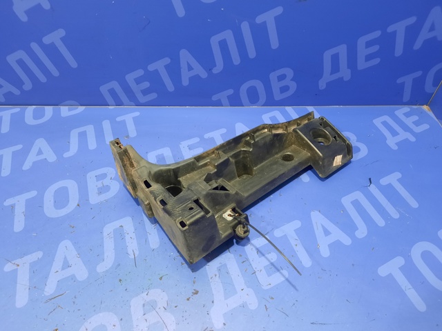 Крепление бамера правое 51127226936 BMW