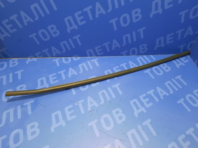 Накладка передней двери 51137158533 BMW