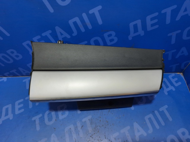 Ящик для перчаток 51169211031 BMW