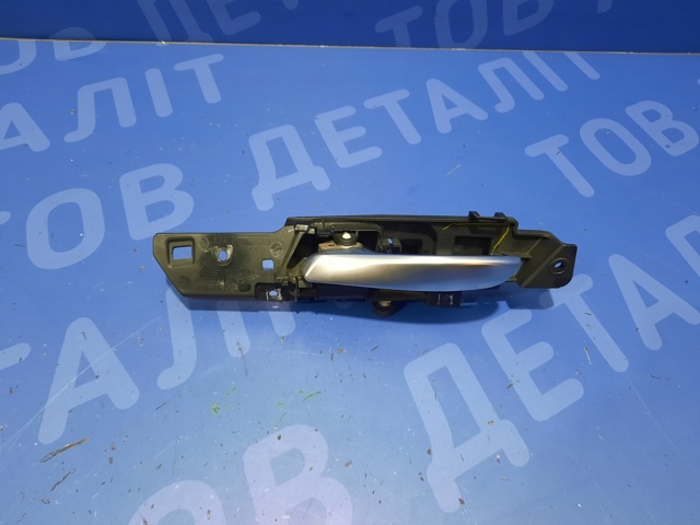 Ручка двери задней внутренняя левая 51426974297 BMW