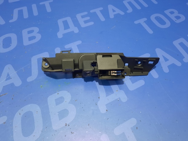 51426974297 BMW Ручка двери задней внутренняя левая купить в Павлоград