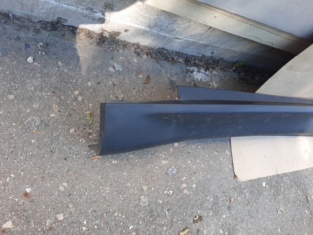 Накладка наружняя (молдинг) порога, левый 51777191241 BMW