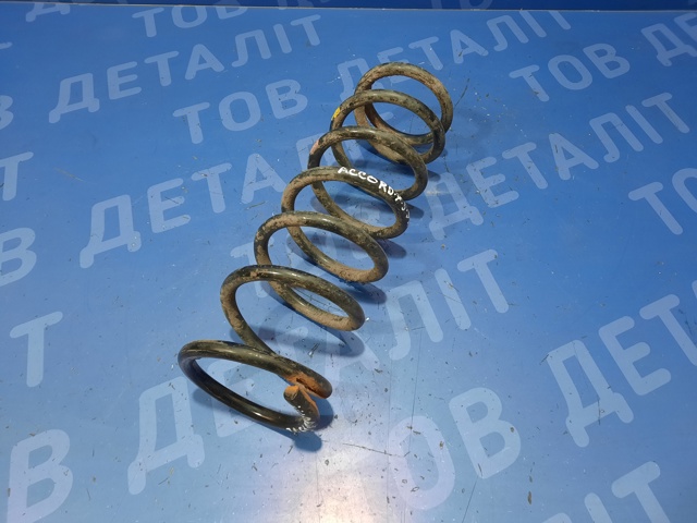 Пружина подвески задняя Хонда Аккорд 7