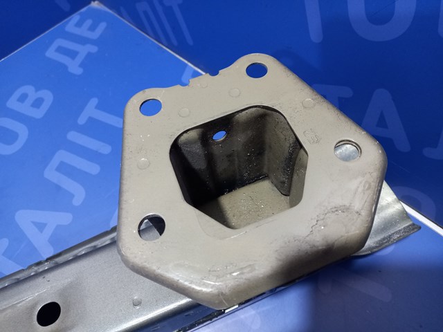 SUBARU 57711AJ03A9P в наличии Тернополь