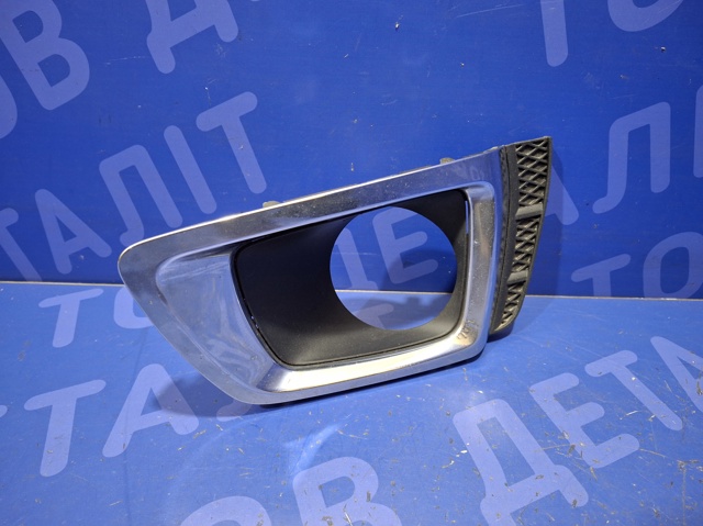 57731SG090 SUBARU Заглушка (решетка) противотуманных фар бампера переднего левая купить в Николаев