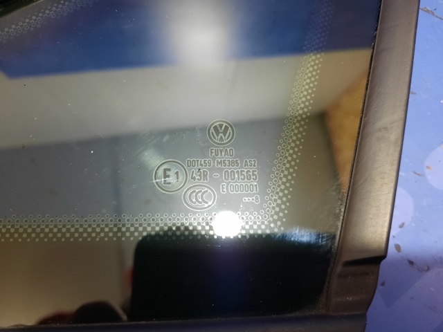 5G0845411ENVB Стекло-форточка двери передней левой купить Полтава