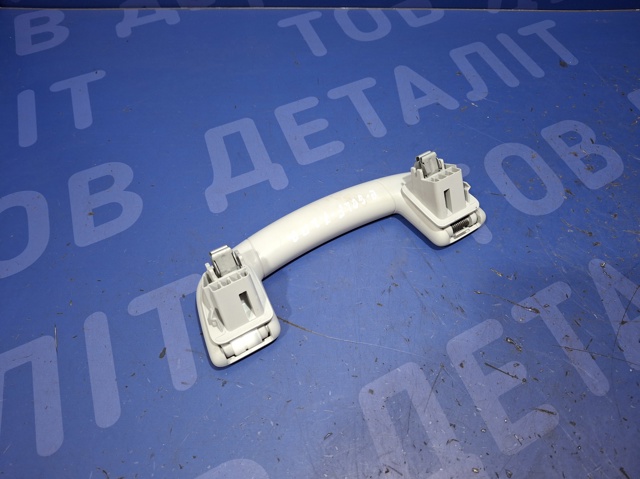 Поручни (держатели) и крючок для одежды 5G0857607BY20 VAG