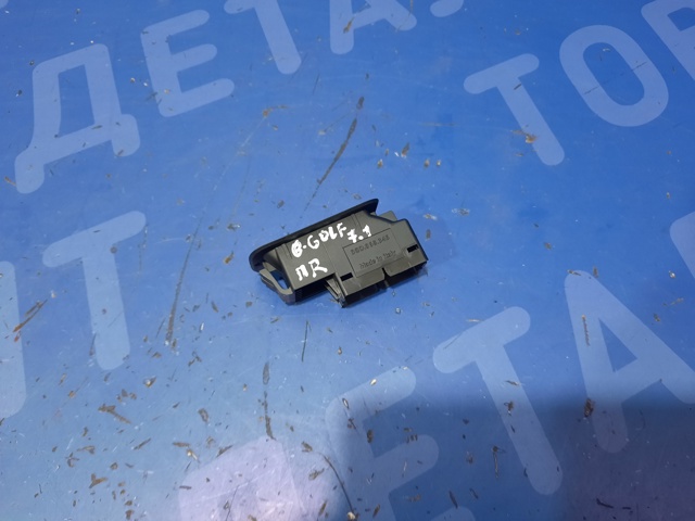 VAG 5G086834581U в наличии Ровно